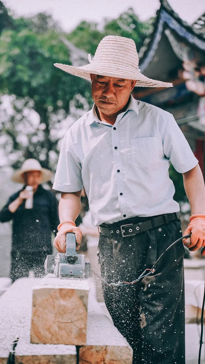 整理合作需求文档与反馈信息的办公场景